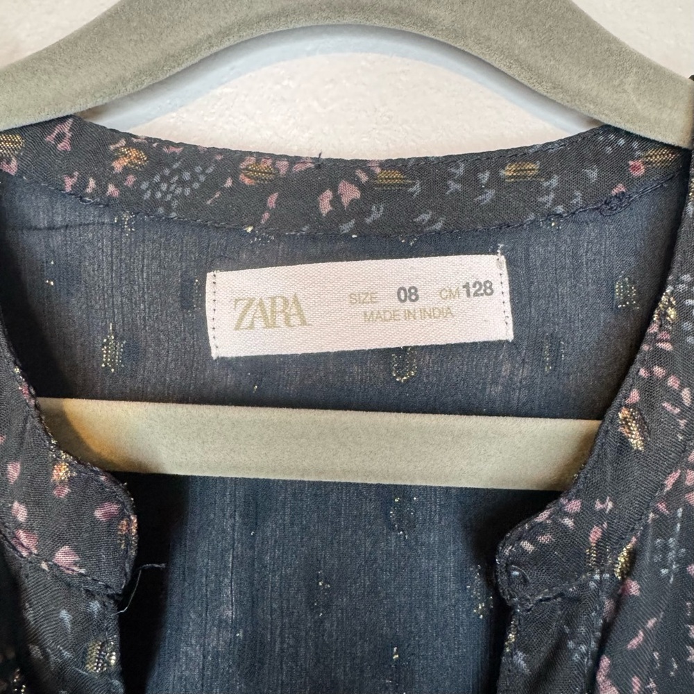 Zara Girls Embroidered Boho Dress – Size 8 (128 cm) – Black Floral Sheer Overlay - Picture 3 of 5